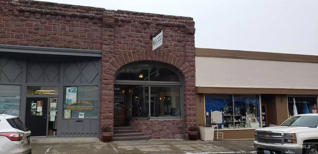 850 Main St, Pomeroy, WA 99347