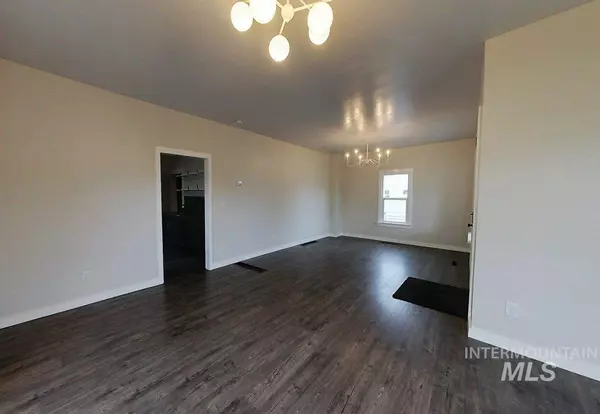 Twin Falls, ID 83301,1350 6th Avenue East