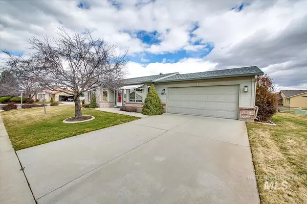 Garden City, ID 83714-1726,8544 Willowdale Drive