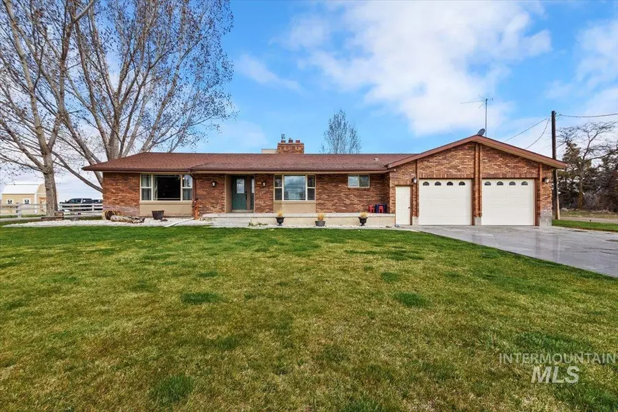 896 W Baseline Road, Paul, ID 83347