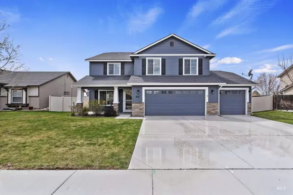 1247 E Bear Springs Dr, Meridian, ID 83646