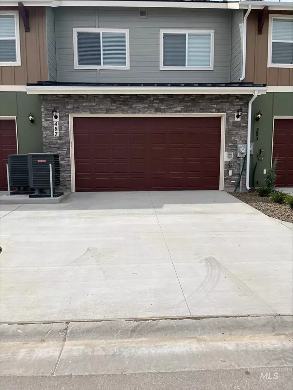 487 N Tessa Ln, Meridian, ID 83642