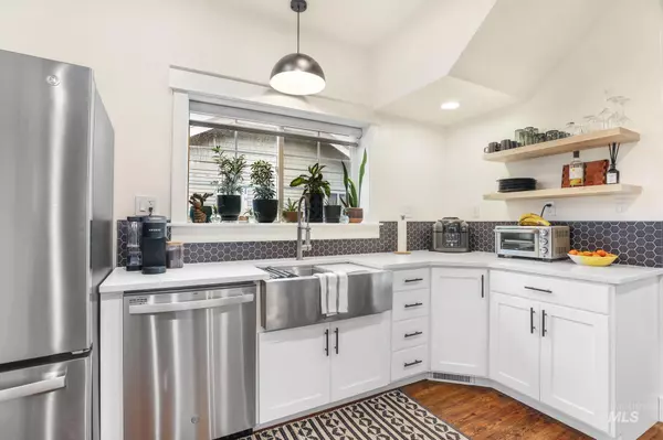 253 N 9th Ave., Twin Falls, ID 83301