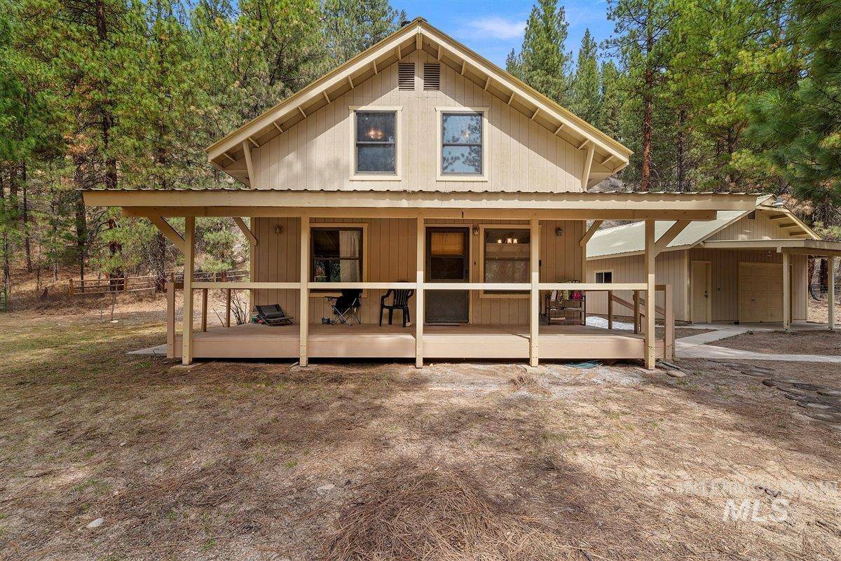 Lowman, ID 83637,8392 Highway 21