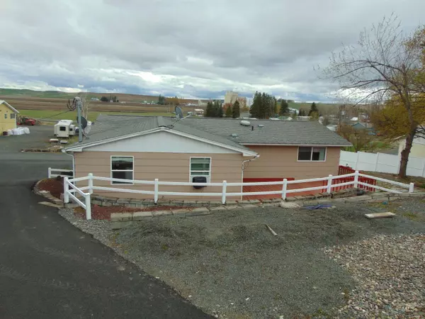 Genesee, ID 83832,423 N Spruce