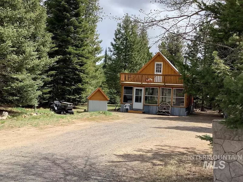 12984 Norwood Rd, Donnelly, ID 83615