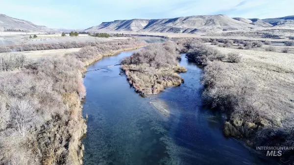 Hammett, ID 83627,899 S Nanny Berry Way