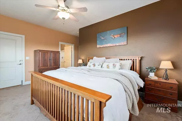 Murphy, ID 83650,18026 Briar Creek Rd