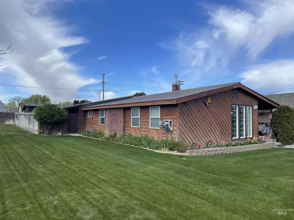 Buhl, ID 83316,725 9th Ave N