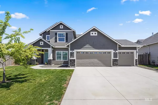 4970 N Starry Night Ave, Meridian, ID 83646