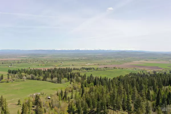 Haines, OR 97833,13594 Willow Creek Ln.