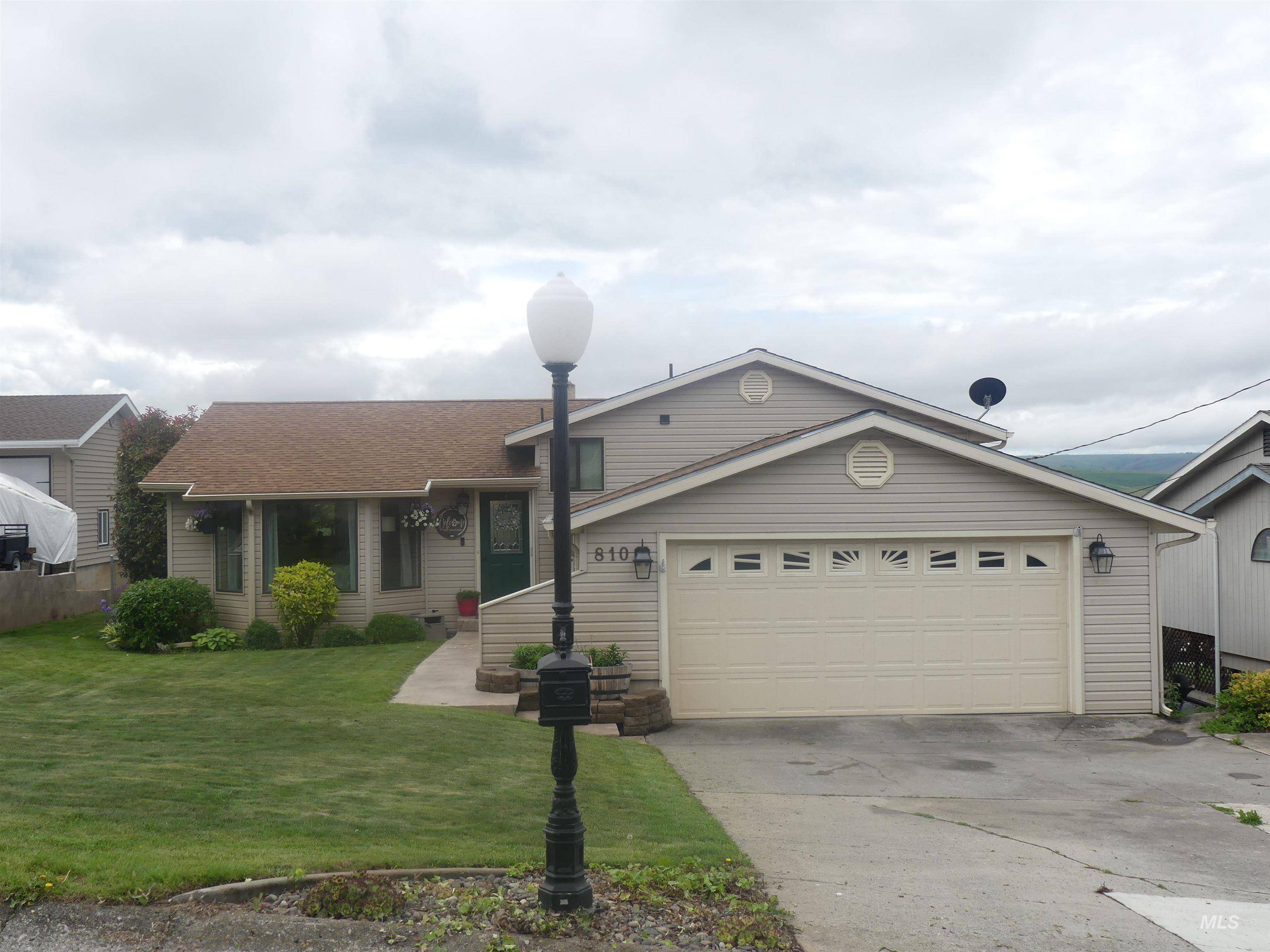 Lewiston, ID 83501,810 Grelle Dr
