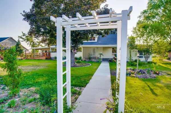 Nampa, ID 83651,821 W Lone Star