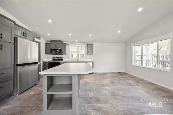 Garden City, ID 83714,208 E 44th St