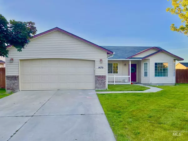 1470 Peregrine Dr, Middleton, ID 83644