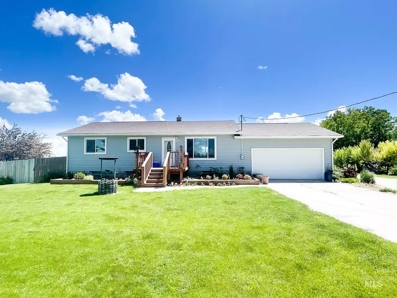 840 S 1975 E, Hazelton, ID 83335