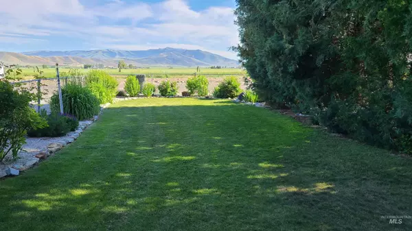 Declo, ID 83323,24 S 2nd Street