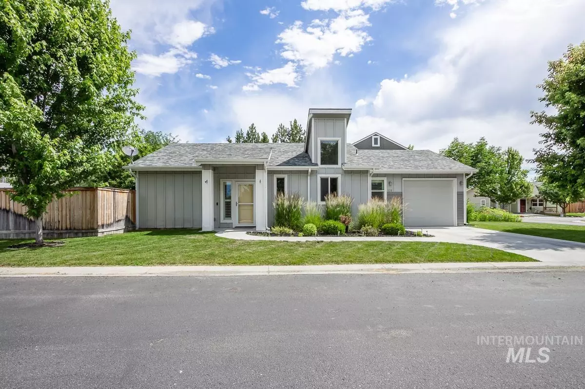 Garden City, ID 83714,528 E Adams Court