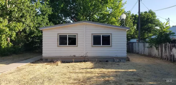 New Plymouth, ID 83655,255 SW Locust