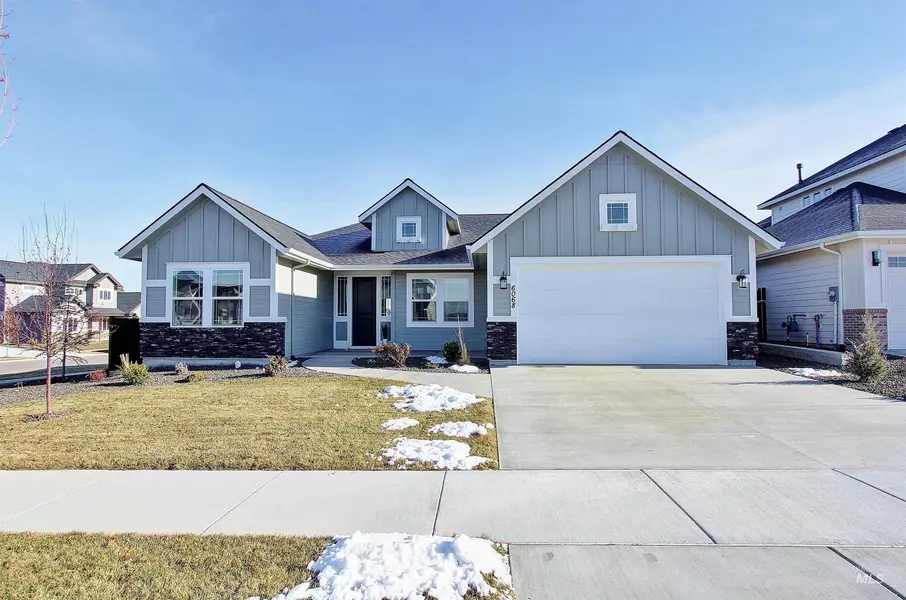 6068 S Ostrum Ave, Meridian, ID 83642