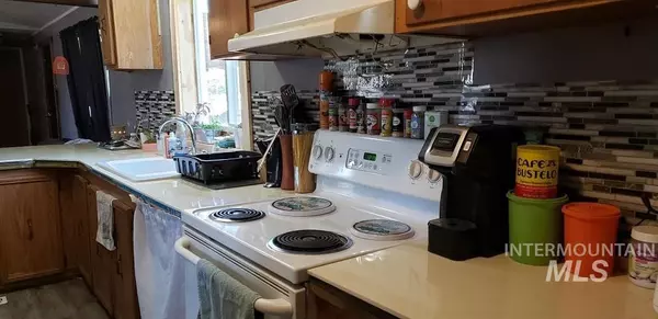 New Plymouth, ID 83655,120 SE Locust St.