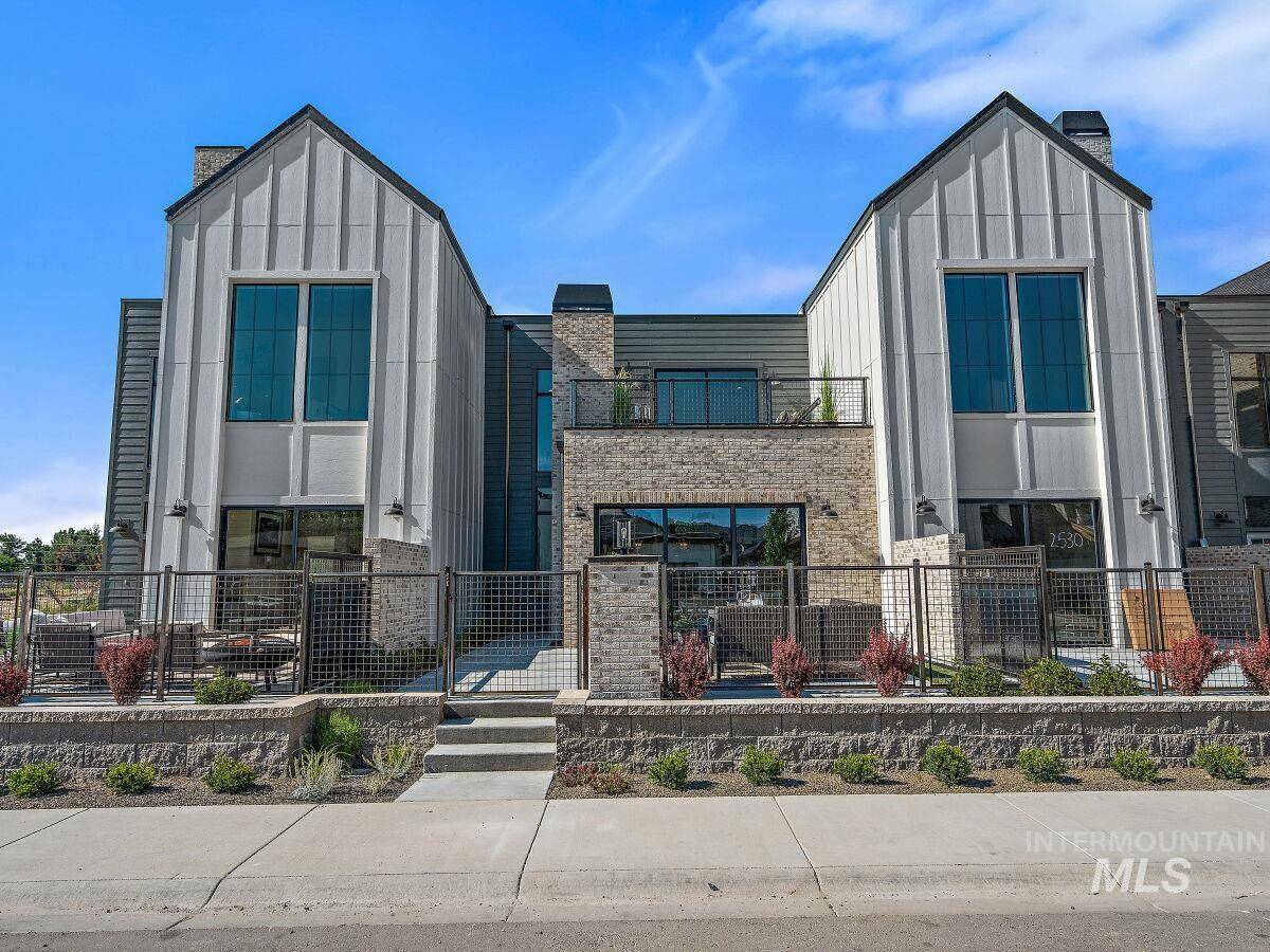 2540 W Iron Coop Street, Eagle, ID 83616