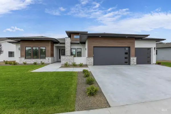 8120 W Astronaut Ln, Eagle, ID 83616