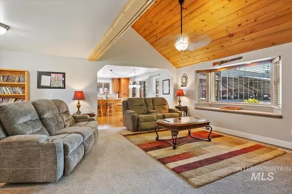 Nampa, ID 83686,2319 Aaron Dr