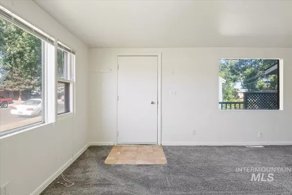 Mountain Home, ID 83647-2902,1265 E 4th N