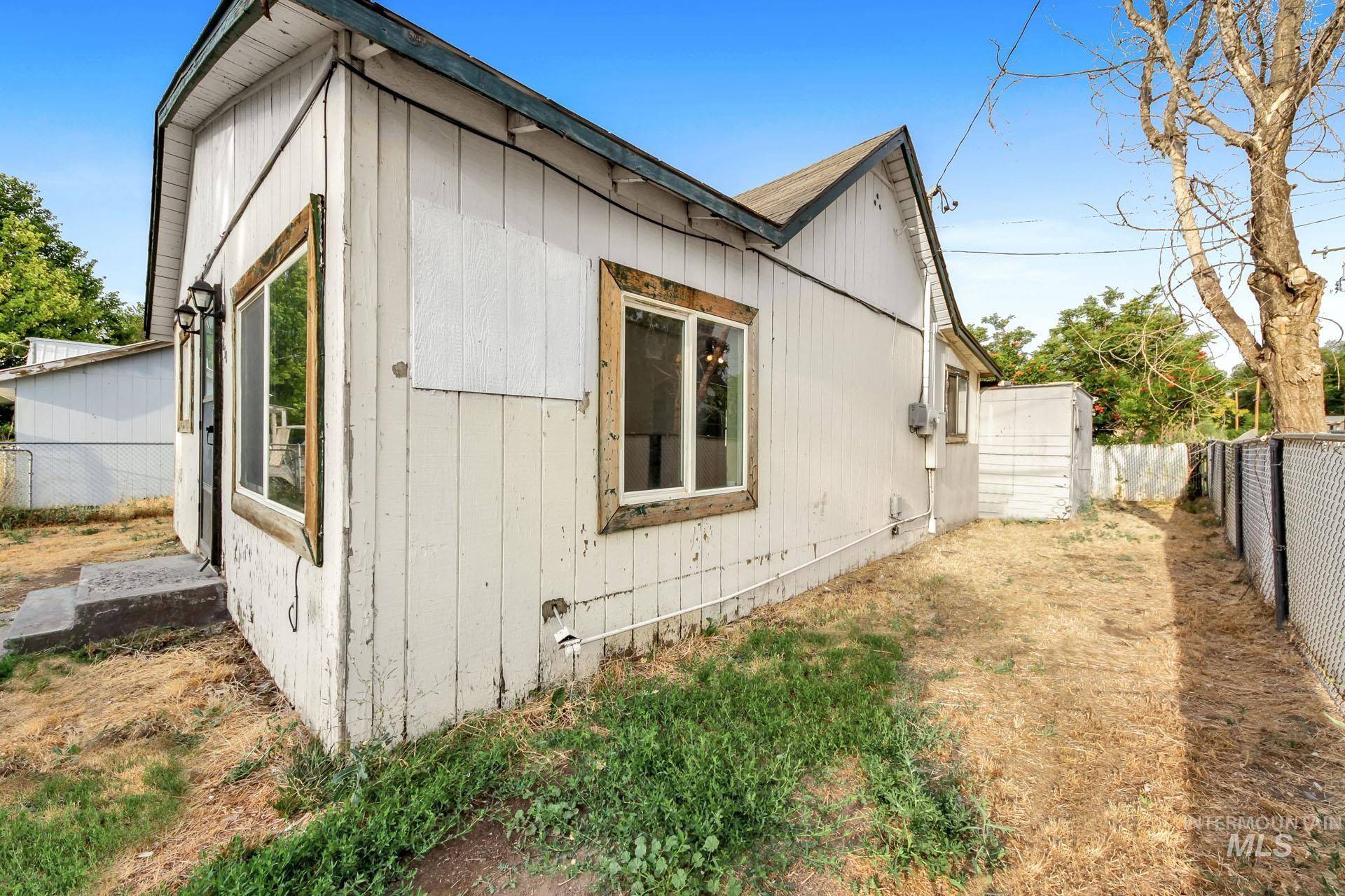 Wendell, ID 83355,230 N Shoshone St