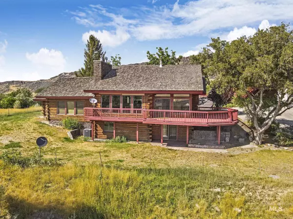 614 A River Road, Bliss, ID 83314