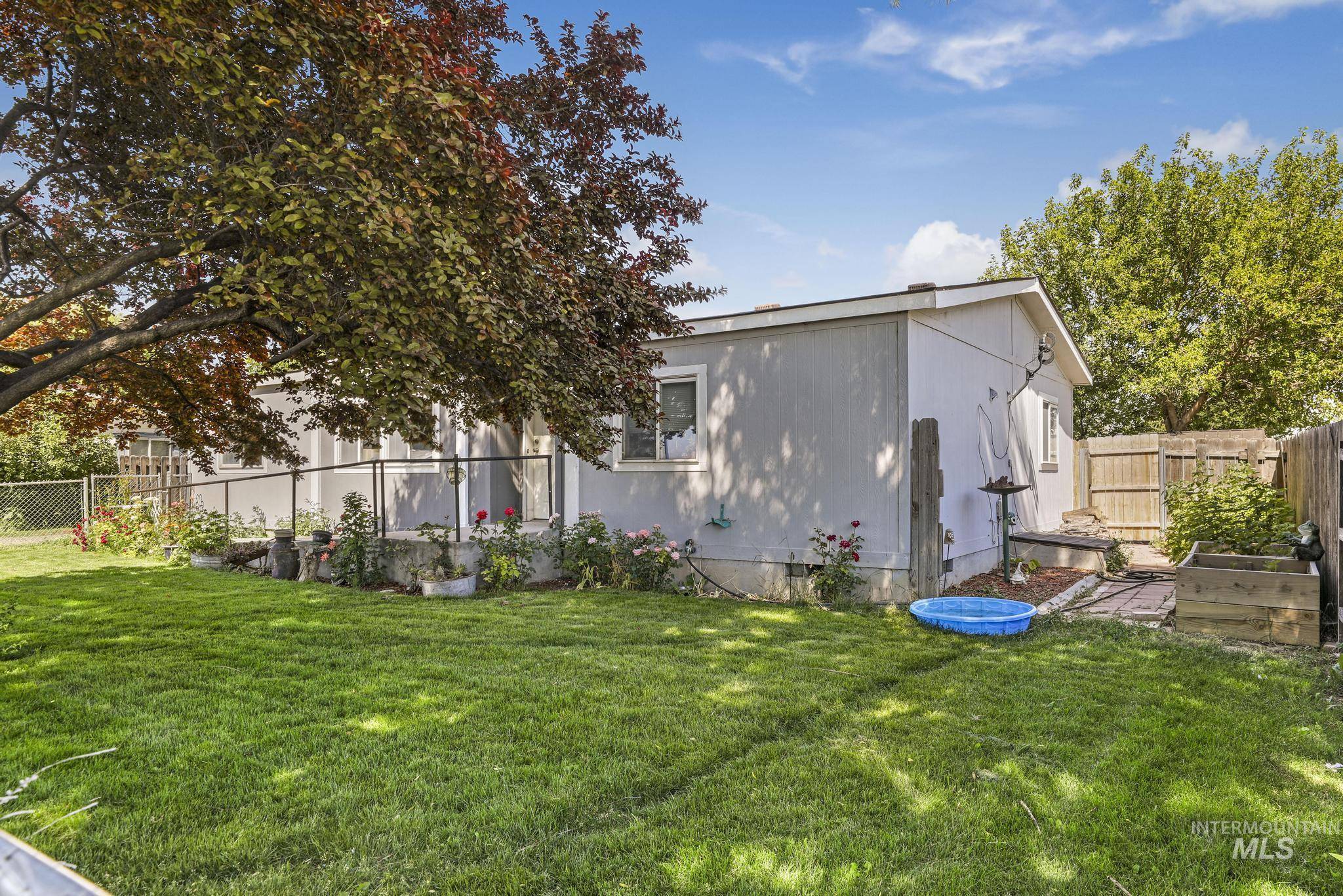 Wendell, ID 83355,645 S Bliss St