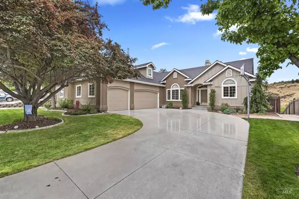 10530 Sage Hollow Way, Boise, ID 83714