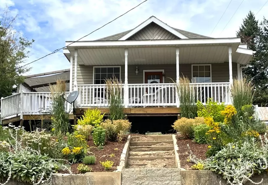 103 E 4th Street, Troy, ID 83871