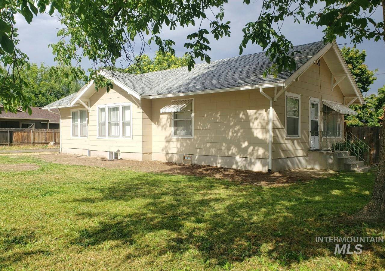 2103 Lincoln Street, Caldwell, ID 83605