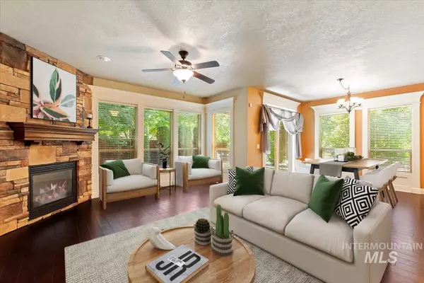 489 W Dreyfuss St, Meridian, ID 83646