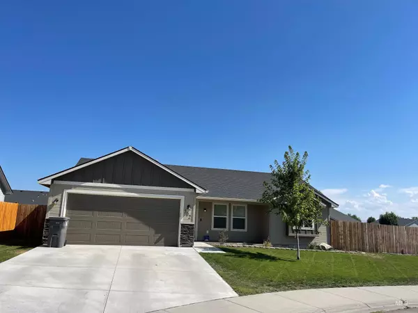 302 Rio Grande Ct, Homedale, ID 83628