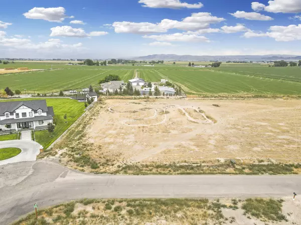 215 S 94 E, Burley, ID 83318