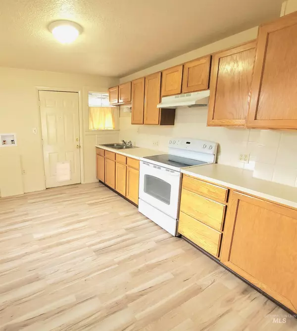 Caldwell, ID 83605,616 Freeport