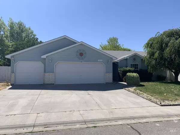 1265 Eric Ct, Mountain Home, ID 83647-4383