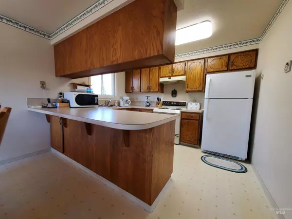 Nampa, ID 83687-8565,6112 Airport Rd