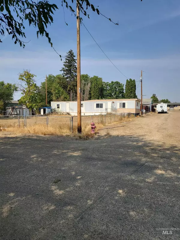 394 Idaho Ave, Notus, ID 83656