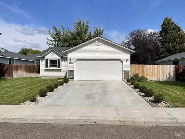 1916 W Havenwood, Nampa, ID 83651