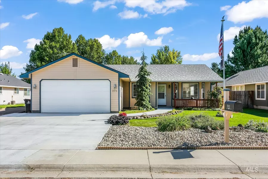 201 Barbara Dr, Middleton, ID 83644