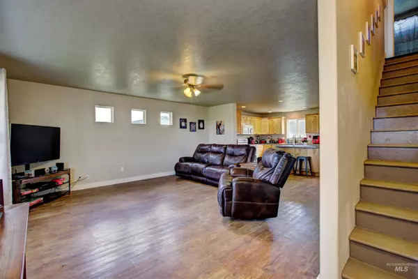 Homedale, ID 83639,4555 Market Rd