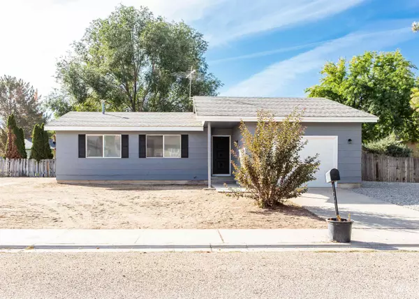 220 Maxine Ln, Kimberly, ID 83341-2118