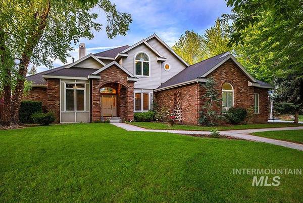 5940 S Schooner Pl, Boise, ID 83716