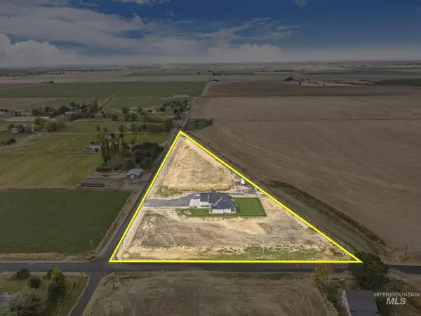 4295 N 2500 E, Filer, ID 83328