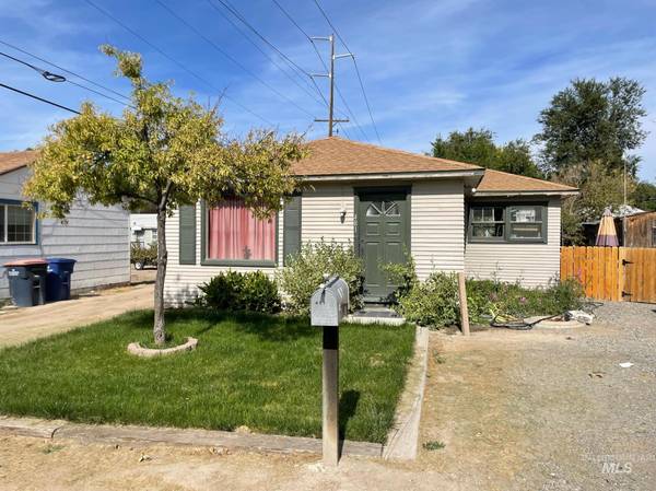 481 Borah Ave,  Twin Falls,  ID 83301