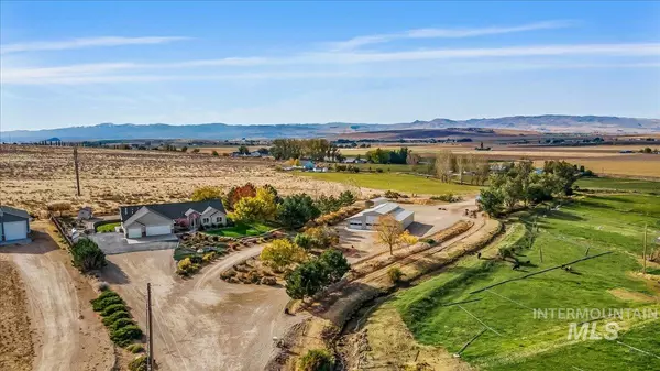 7333 Power Butte Ln, Melba, ID 83641